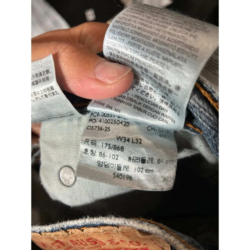 Levis 514 Straight Fit Mens Jeans 34x32 Medium‎ Wash Distressed Blue Denim